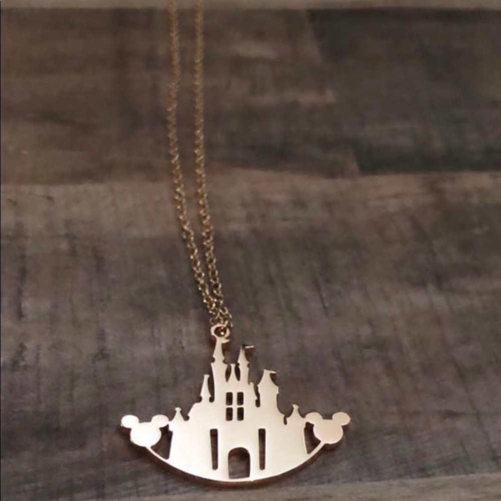 Castle necklace - Picture 2 of 6